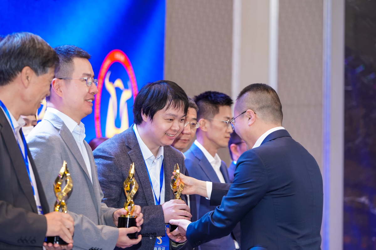 颁奖3_副本.jpg