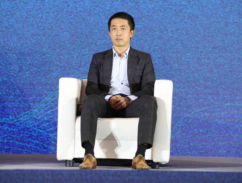聚鸣投资董事长、投资总监刘晓龙参加圆桌论坛_副本.jpg