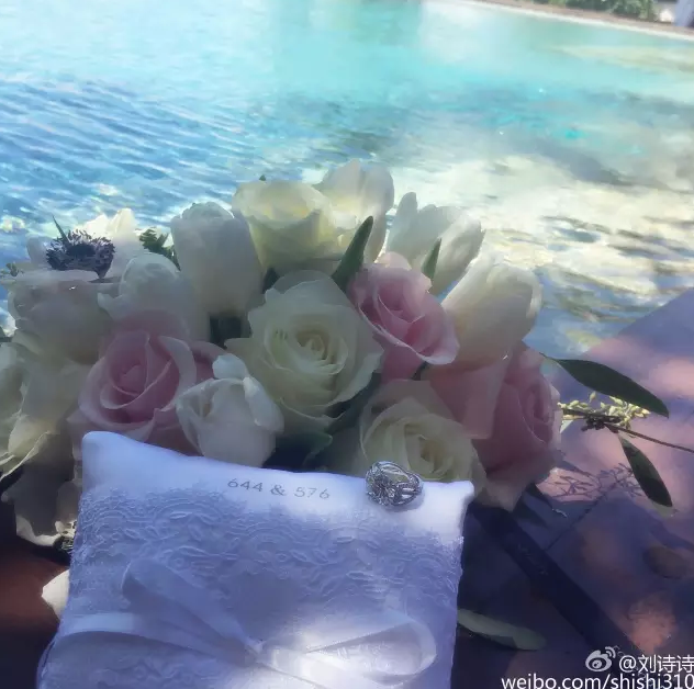 ����¡����ʷ���Ӱڵ�̯�������������