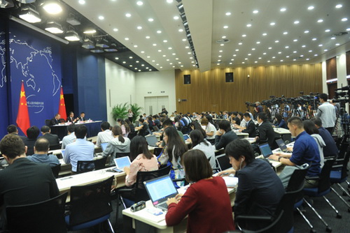 �⽻������ϰ��ƽ���ֽ�ש�����쵼�����Ż���Ȼ���