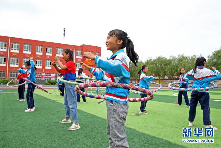 ���»�ȫýͷ�����������ǵ�С�����ͼ�Ļ�������14��23���˵�����ת�ۡ����ҹ�����׵���̬������������ƶ����