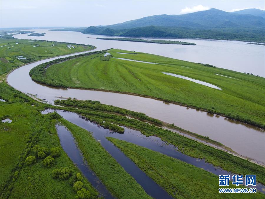 ���ȵ��ʱ����������ǵ�С�����ͼ�Ļ�������1�������½�ĵ�һ�����⡪��������֡��ﻰС��֮��